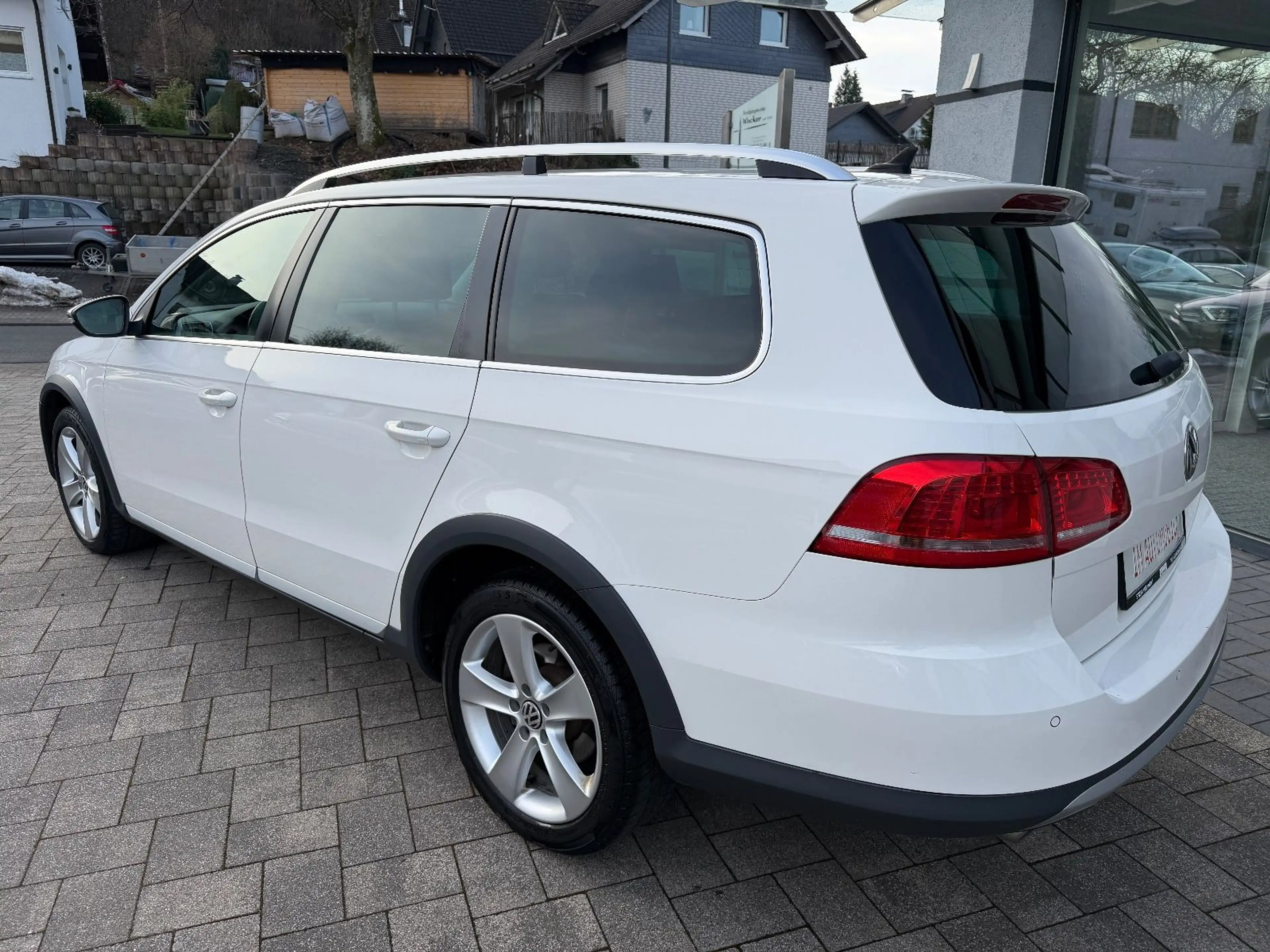 Volkswagen Passat Alltrack 2.0 TDI Variant 4Motion DSG*ACC* — photo 5