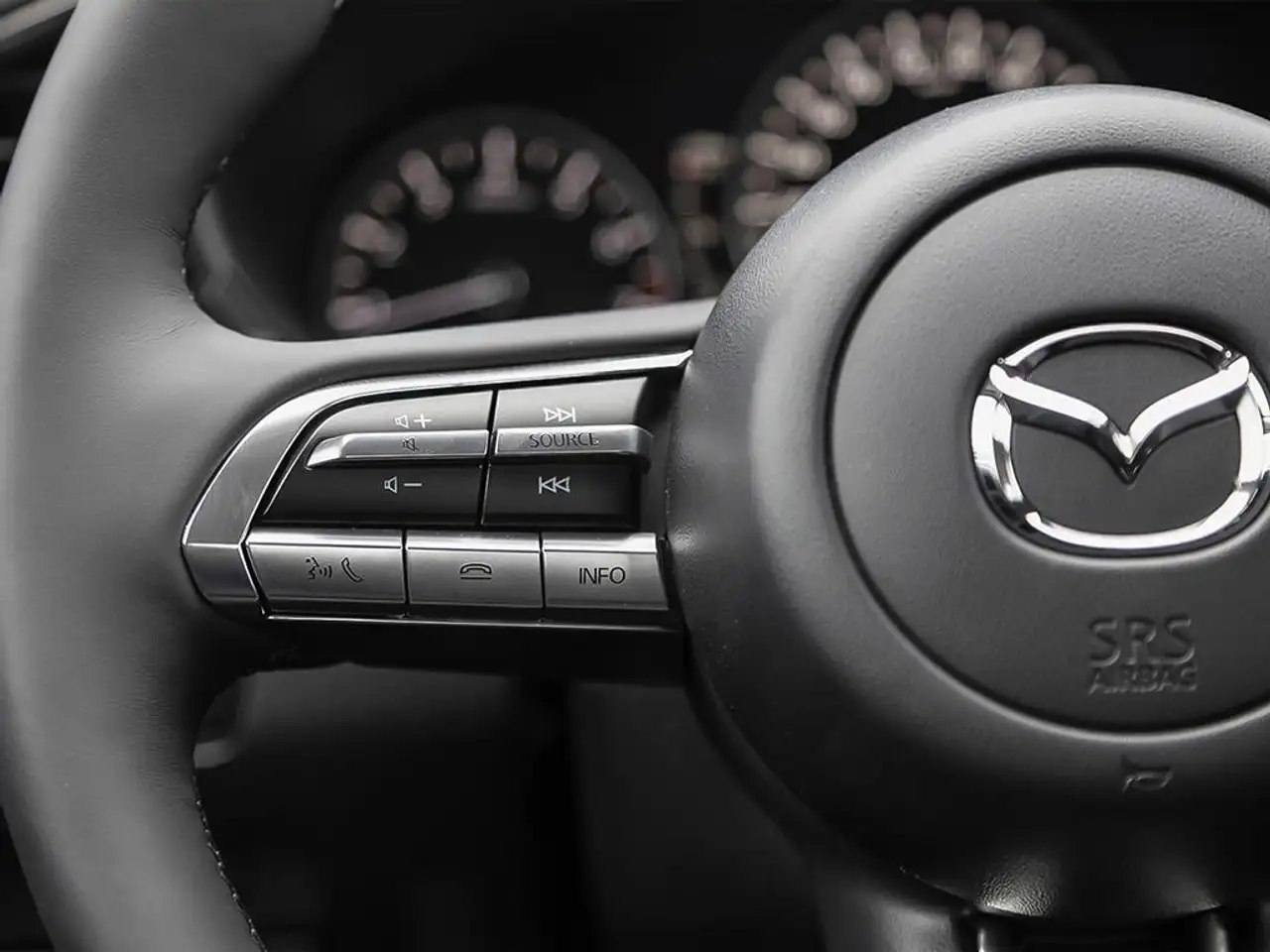 Mazda 3 снимка Mazda 3