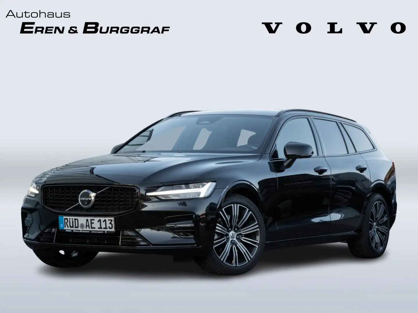 Volvo V60 Kombi Plus Dark UPE: 64620,- Schwarz - 1
