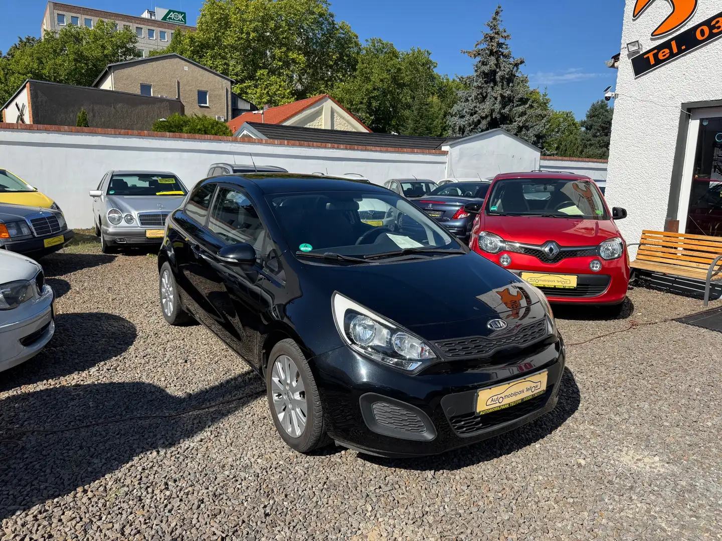 Kia Rio Edition 7 aus 1 Hand und erst 115000 KM Schwarz - 1