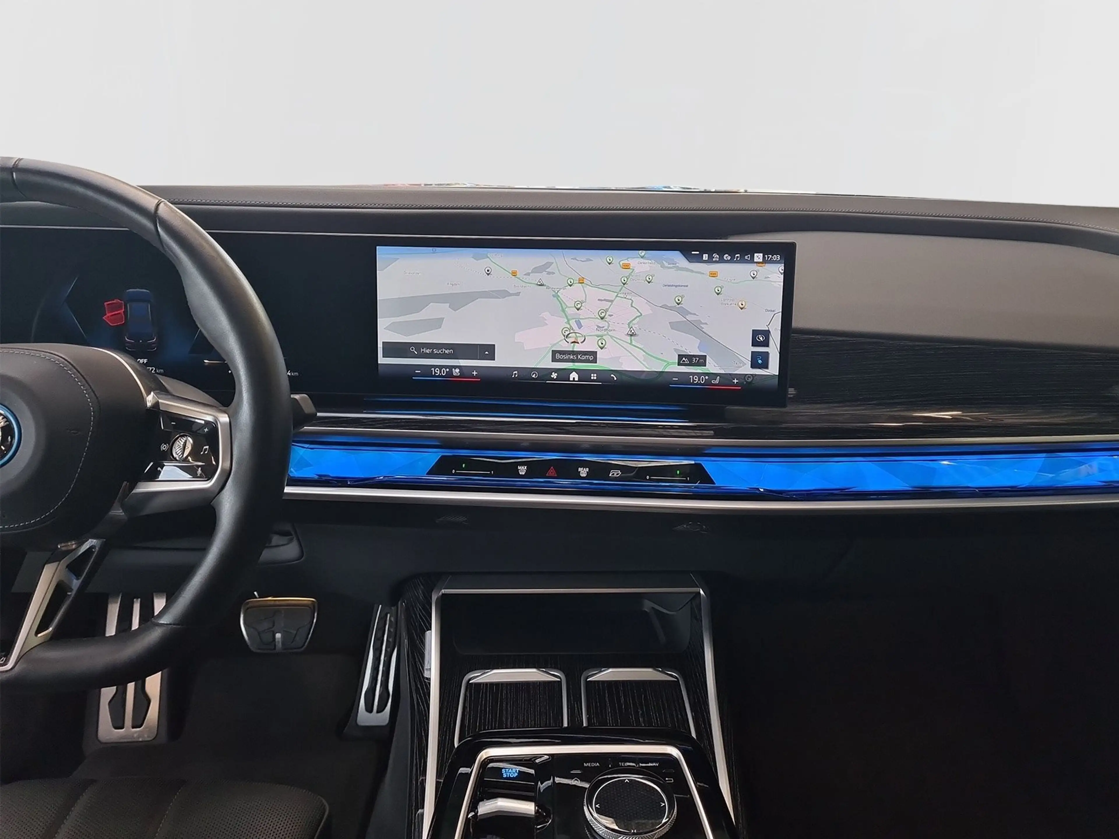 BMW i7 xDrive60 Limousine M-Sport AHK B&W Surround uvm. — photo 10