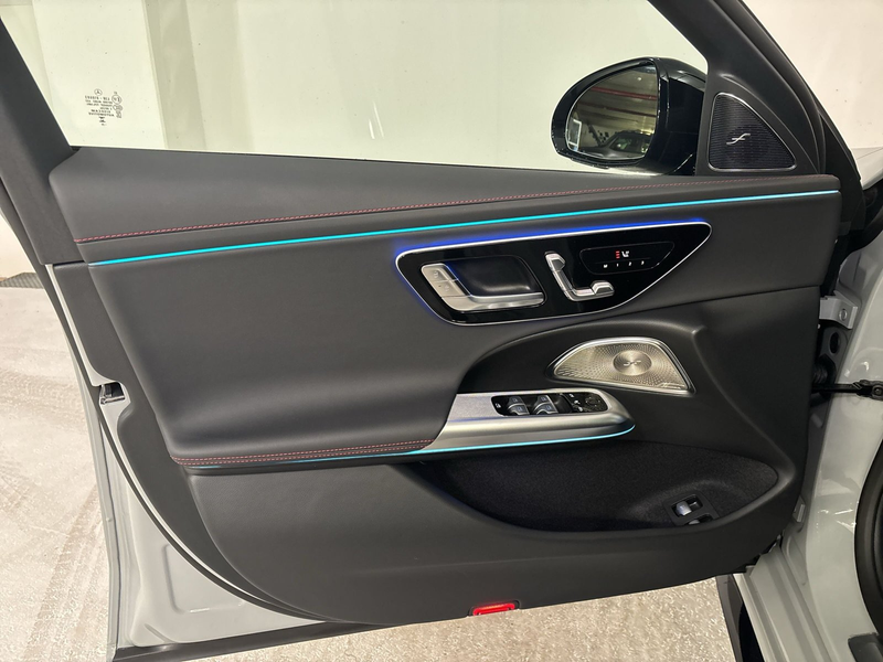 Mercedes-Benz E 53 AMG AMG E 53 HYBRID 4MATIC+ T-Modell Distr — photo 11