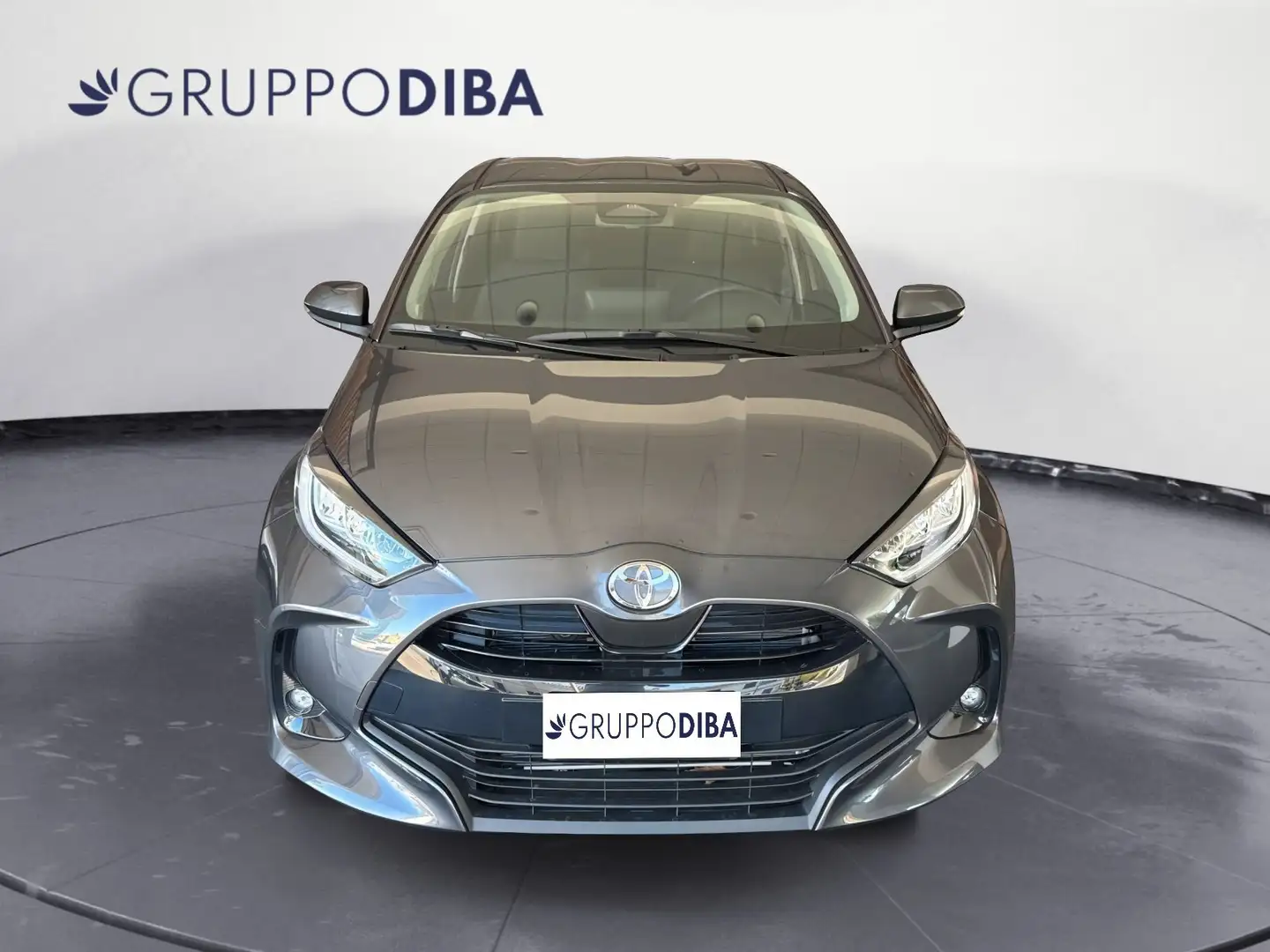 Toyota Yaris 1.0-1.3-TS-D4D 15H ECVT 5P TREND MY24 Grigio - 2