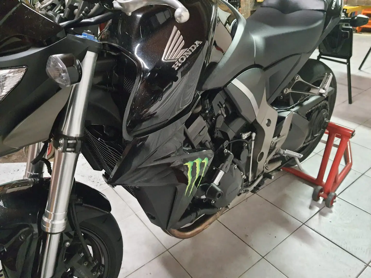 Honda CB 1000 CB1000R Fekete - 2