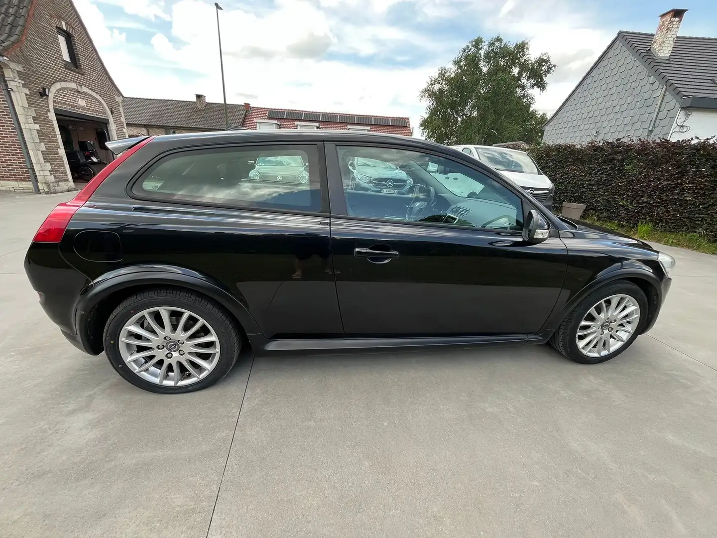 Volvo C30 C30 1.6D DRIVe Start/Stop Kinetic Noir - 1