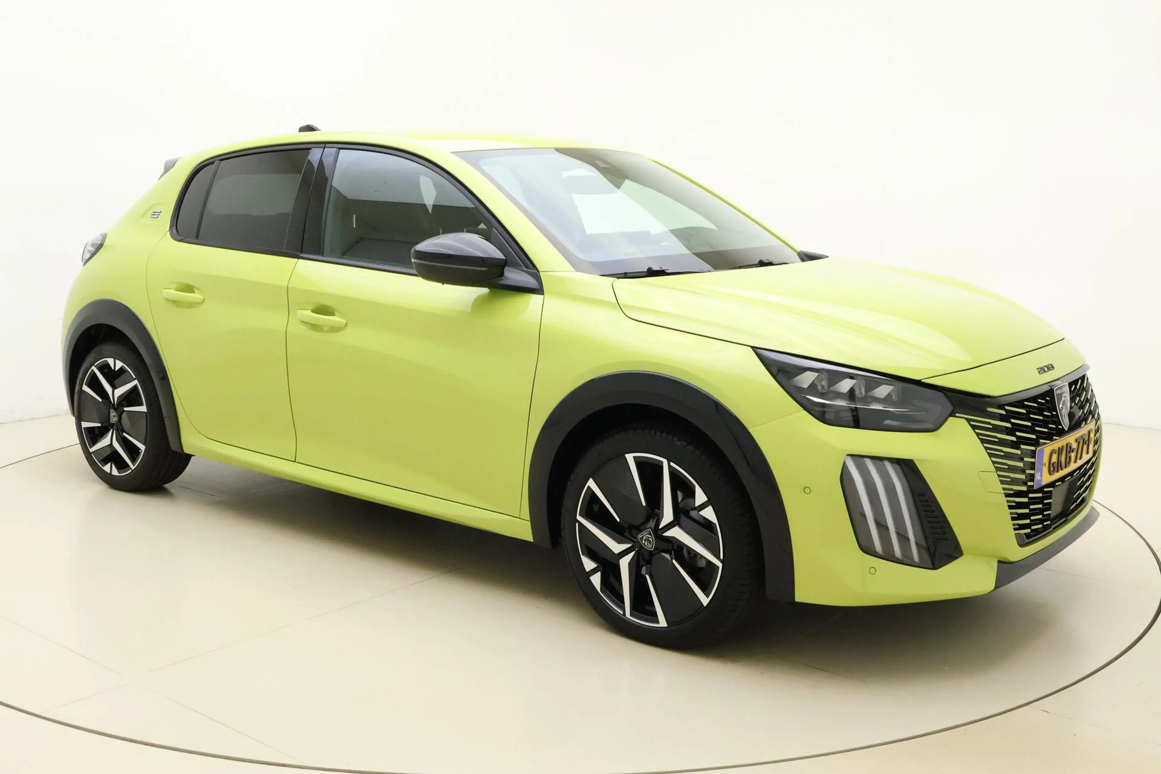 Peugeot e-208 EV GT 51 kWh | Pack Drive Assist | 360° Camera | S — photo 8