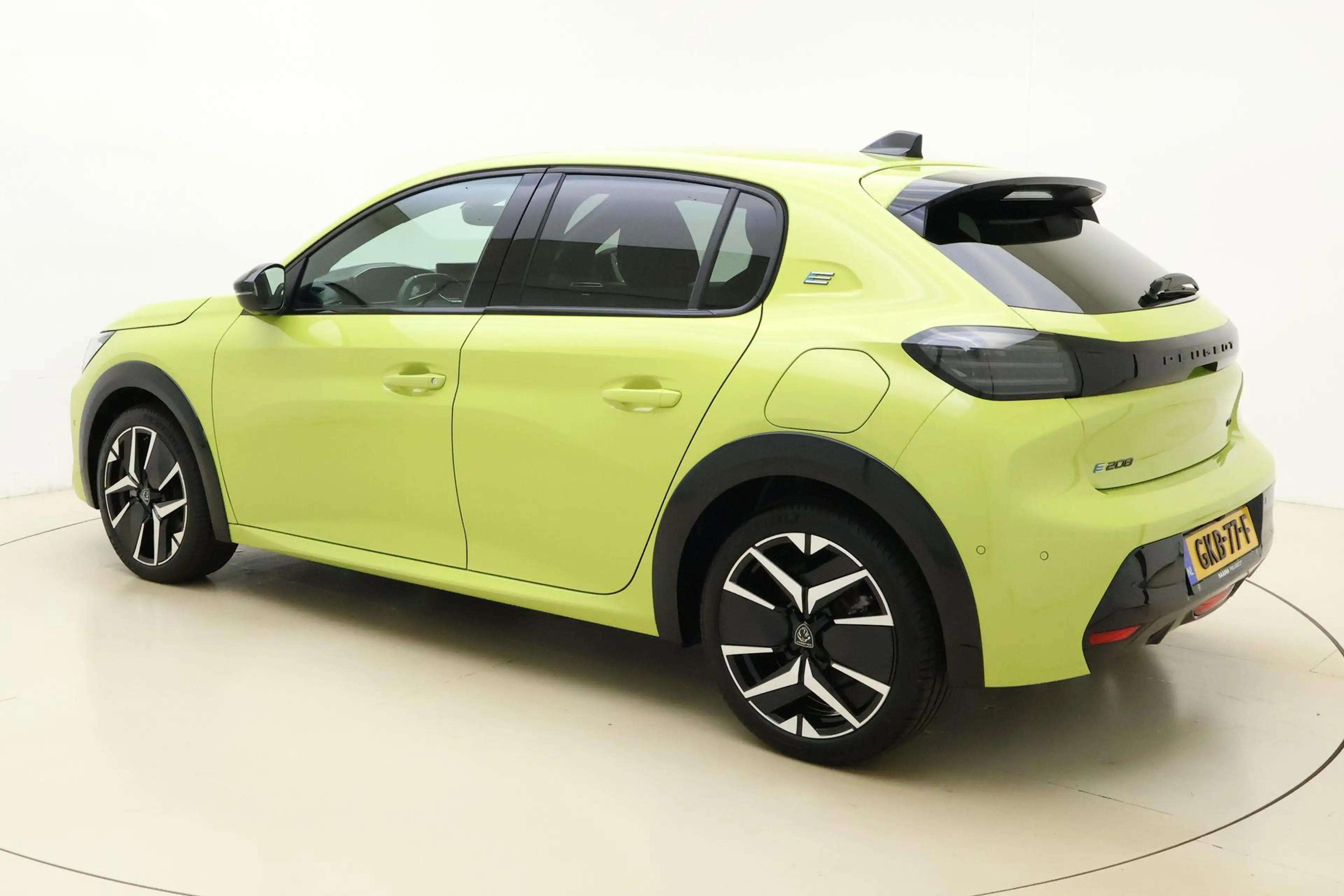 Peugeot e-208 EV GT 51 kWh | Pack Drive Assist | 360° Camera | S — photo 4