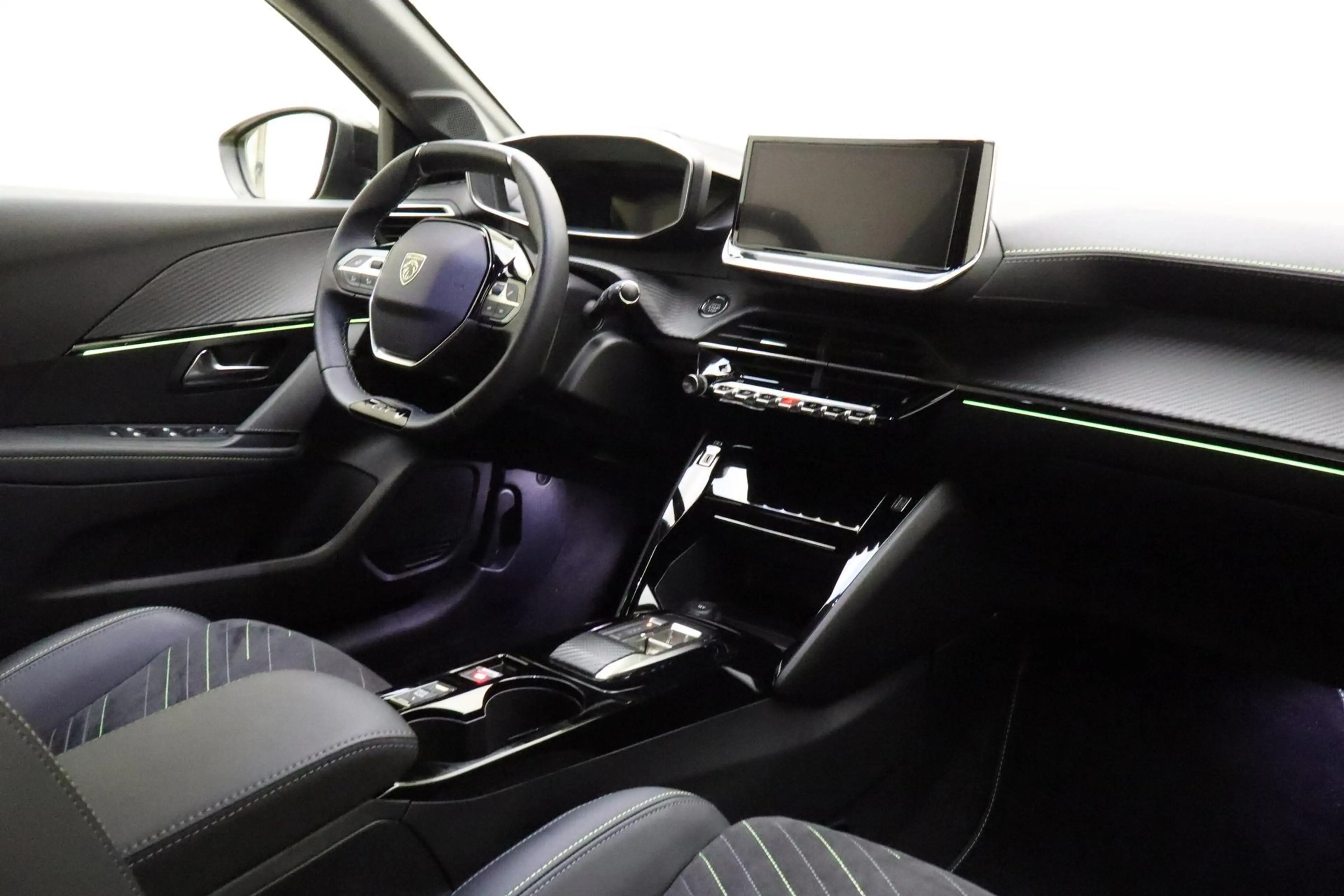 Peugeot e-208 EV GT 51 kWh | Pack Drive Assist | 360° Camera | S — photo 3
