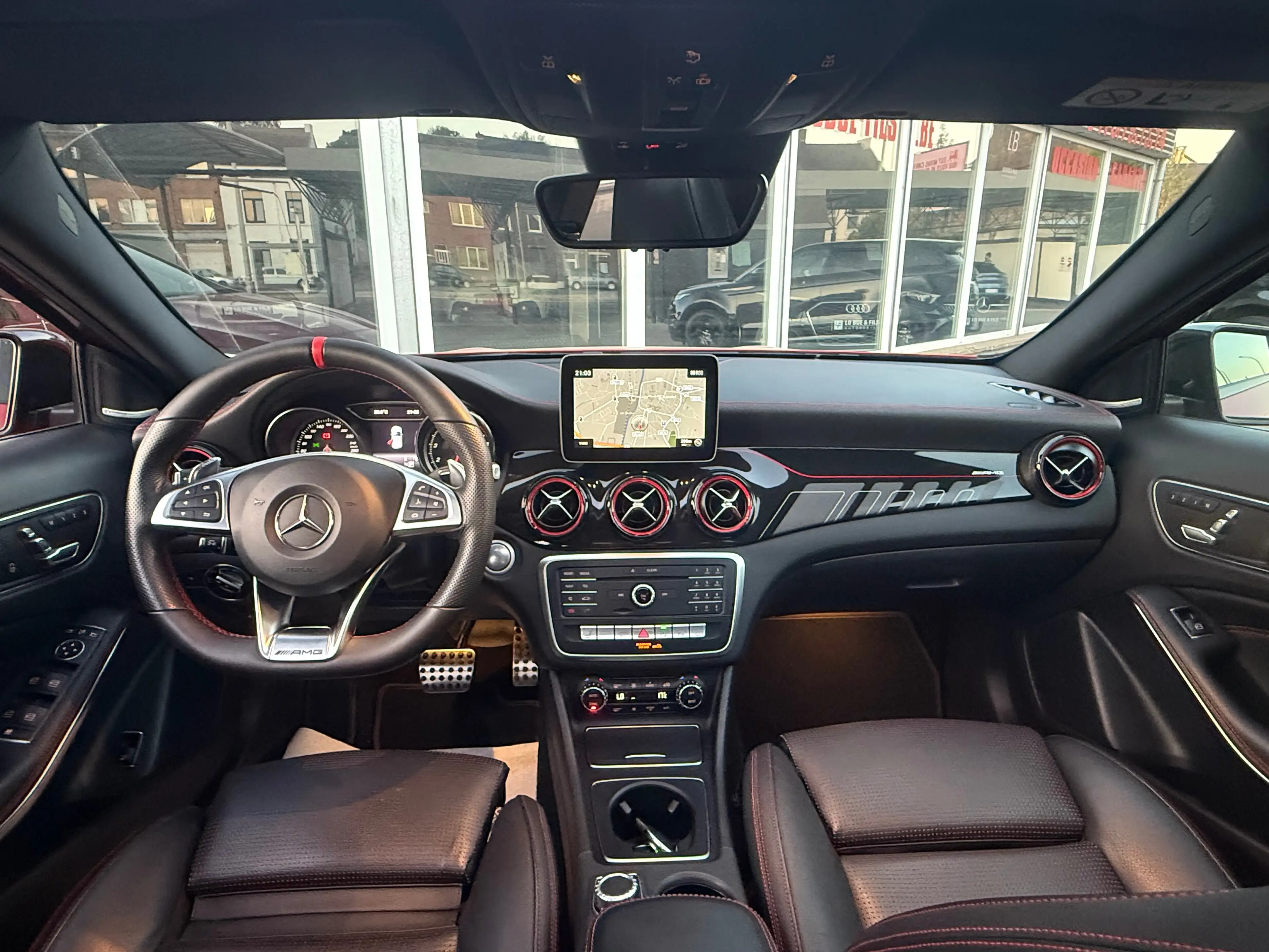 Mercedes-Benz GLA 200 AMG 45 Toit Pano Navi  Garantie Total — photo 15