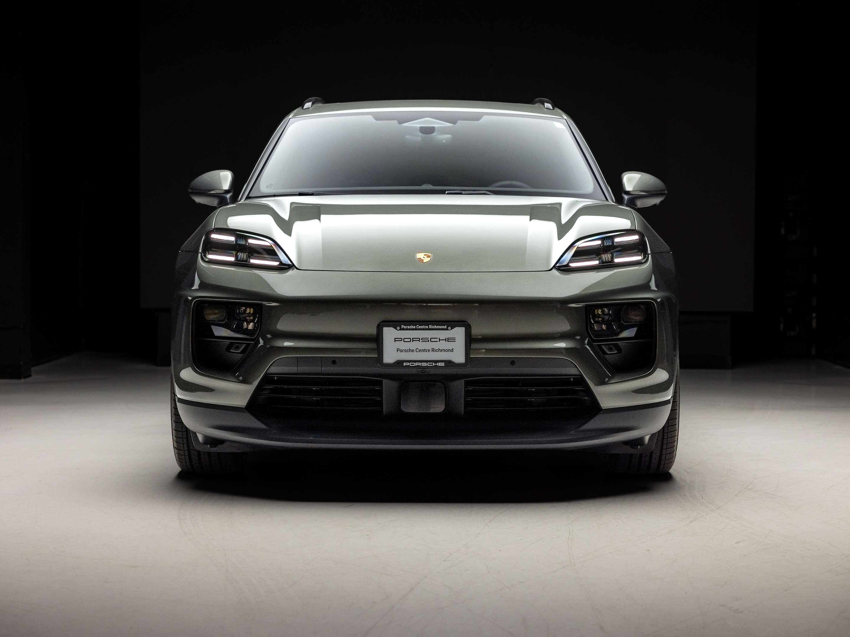 2026 Porsche Macan Electric 4 — снимка 2