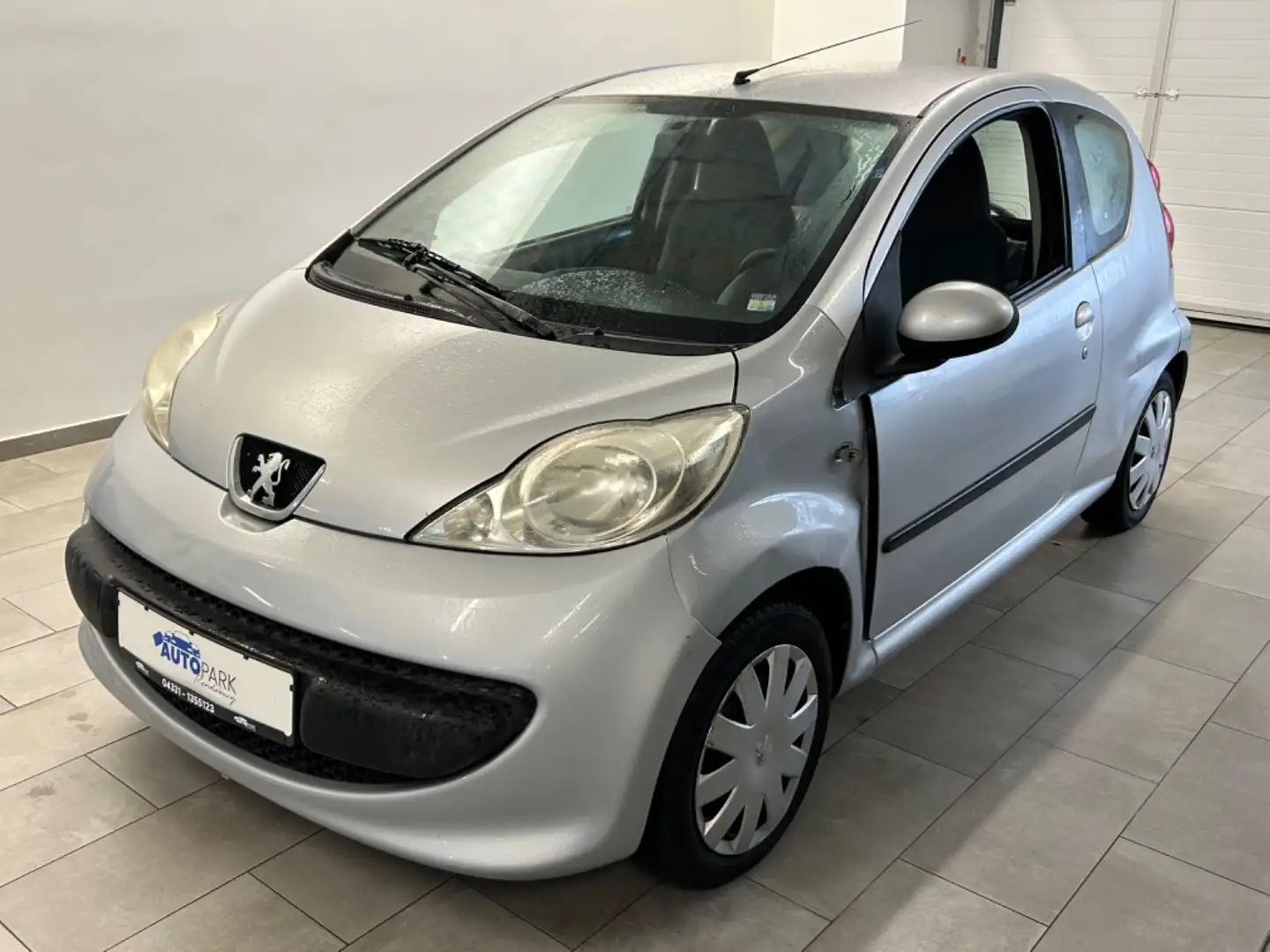 Peugeot 107 Filou Grey - 1