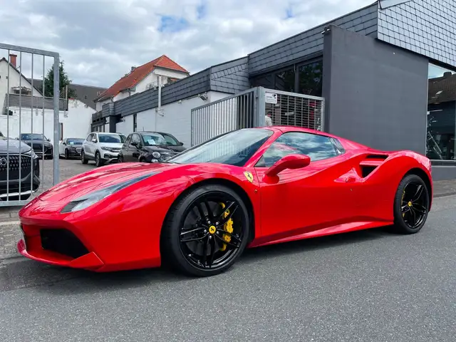 Ferrari 488 |Racing Seats|Lift|Carbon|JBL|Kamera|