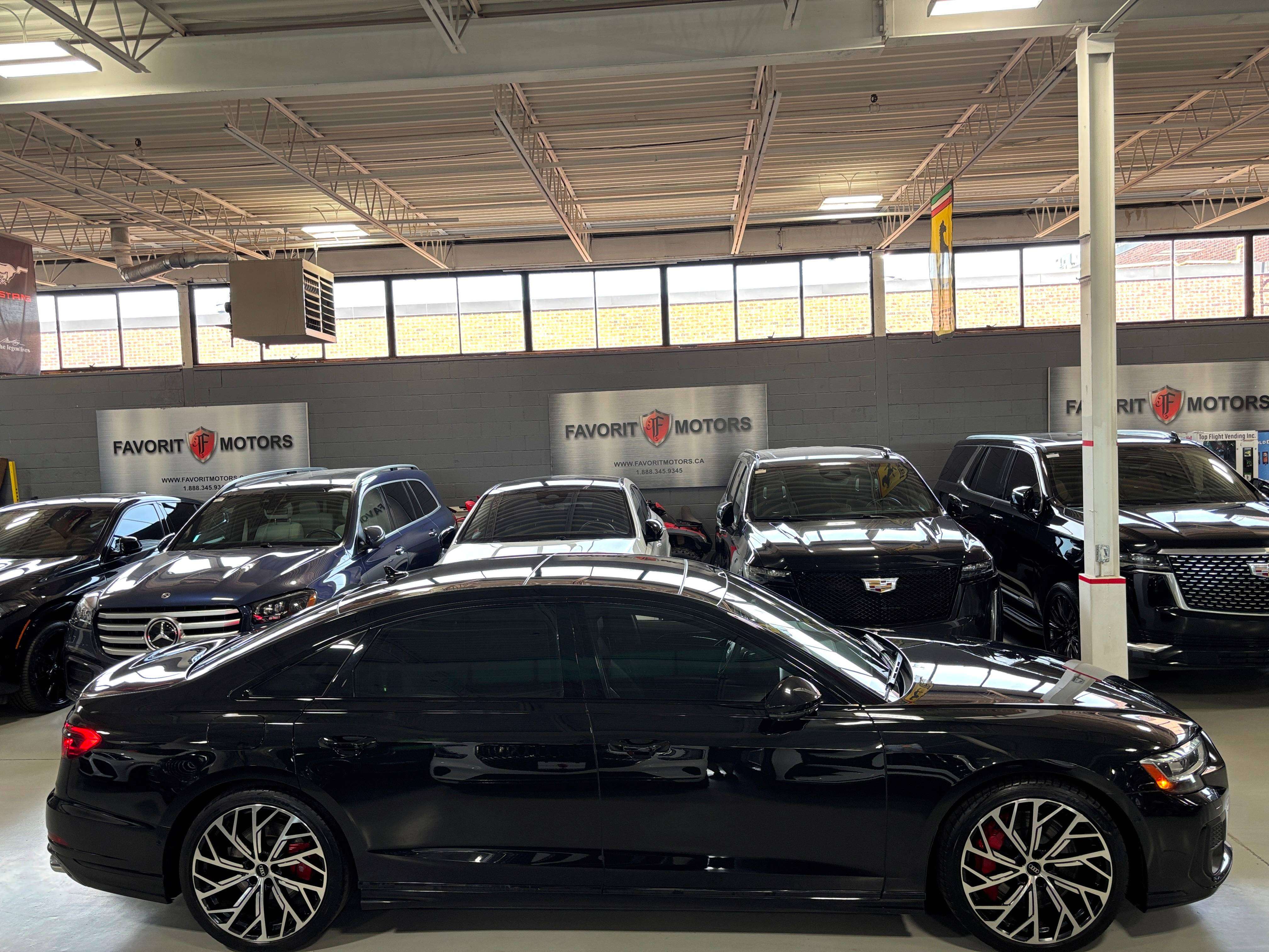 2022 Audi S8 QUATTRO|MYTHOSBLACK|V8TWINTURBO|CARBONTRIMS|HUD|+ — снимка 1