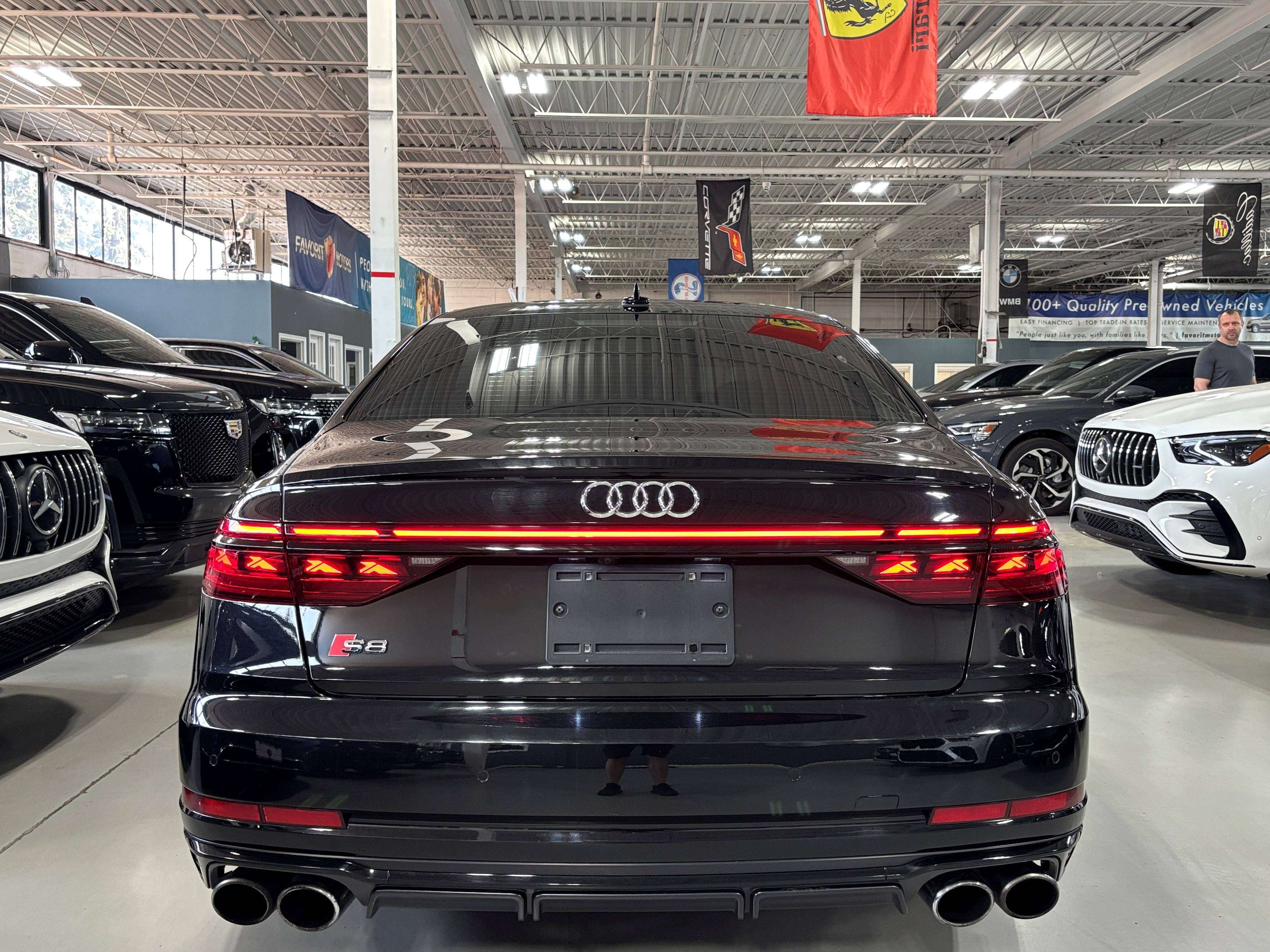2022 Audi S8