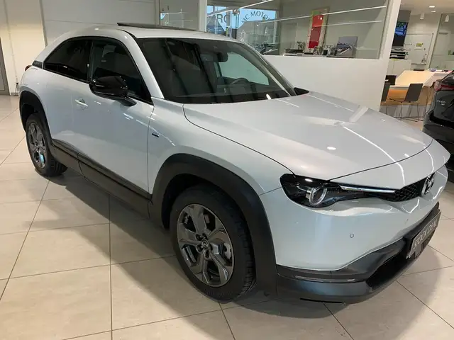 Mazda MX-30 35.5 kWh e-SKYACTIV Makoto