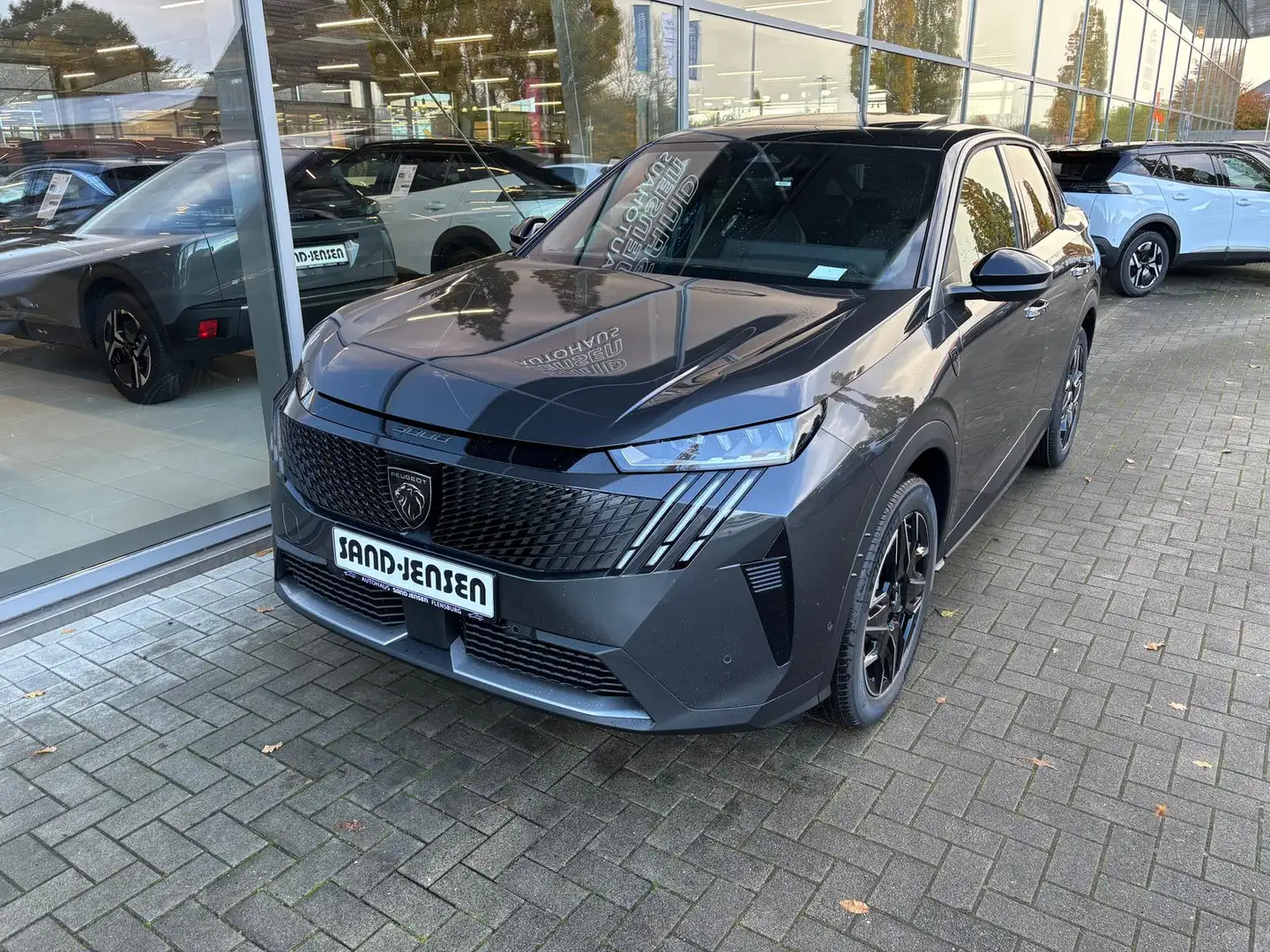 Peugeot 3008 GT MHEV 145 e-DSC6 Sound & Air Massage Pano Gri - 2