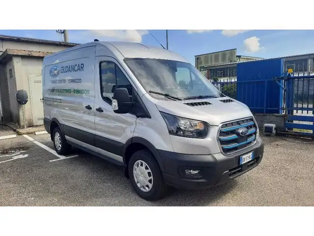 Ford E-Transit 184CV