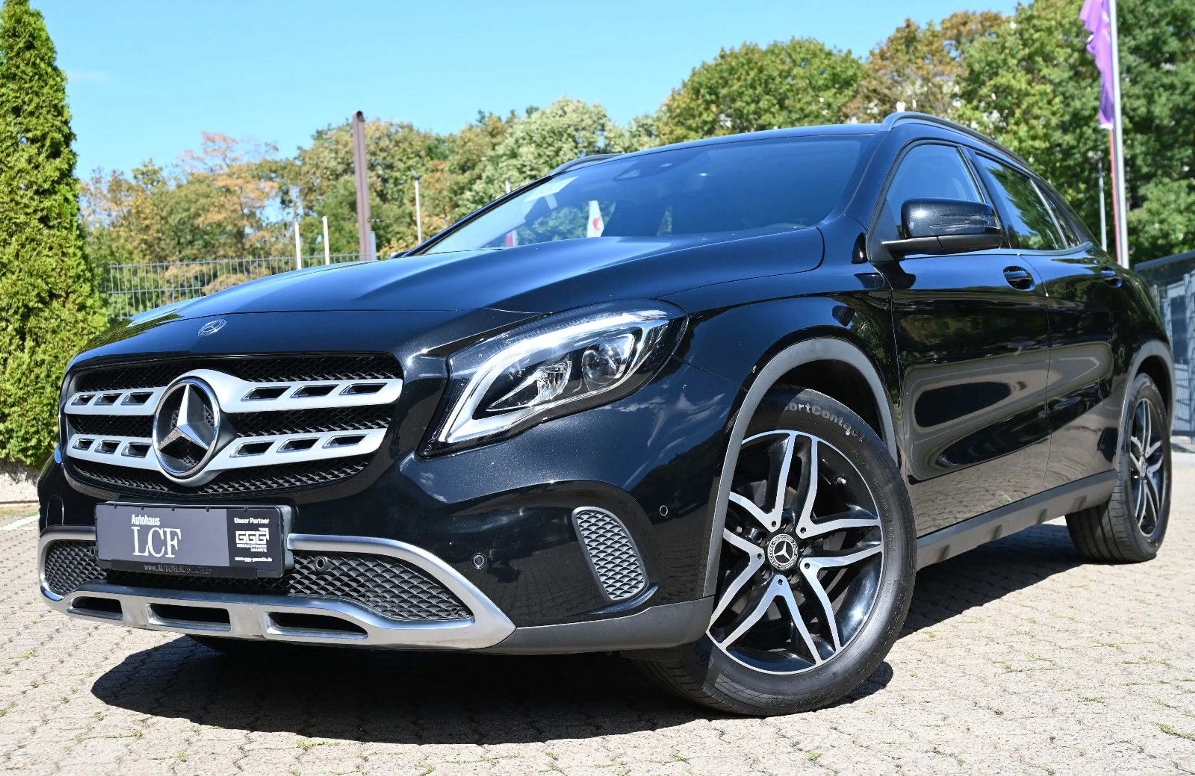 Mercedes-Benz GLA 180 Urban Leder Navi LED Sitzhz 2.Hd