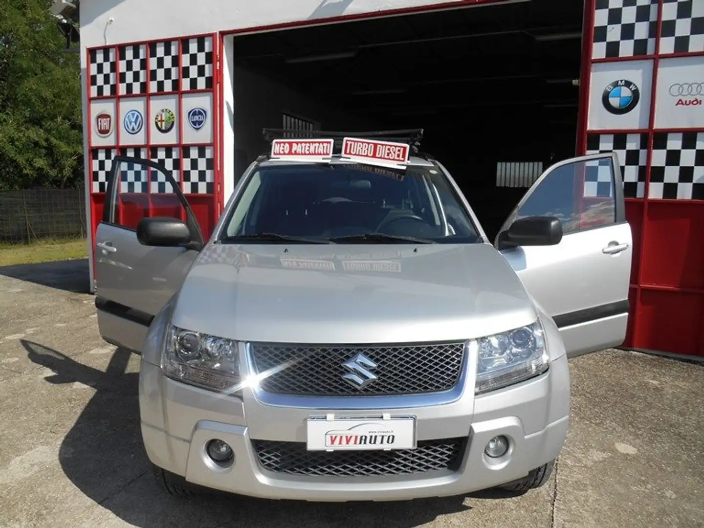 Suzuki Grand Vitara Grand Vitara 5p 1.9 ddis Executive Argento - 2