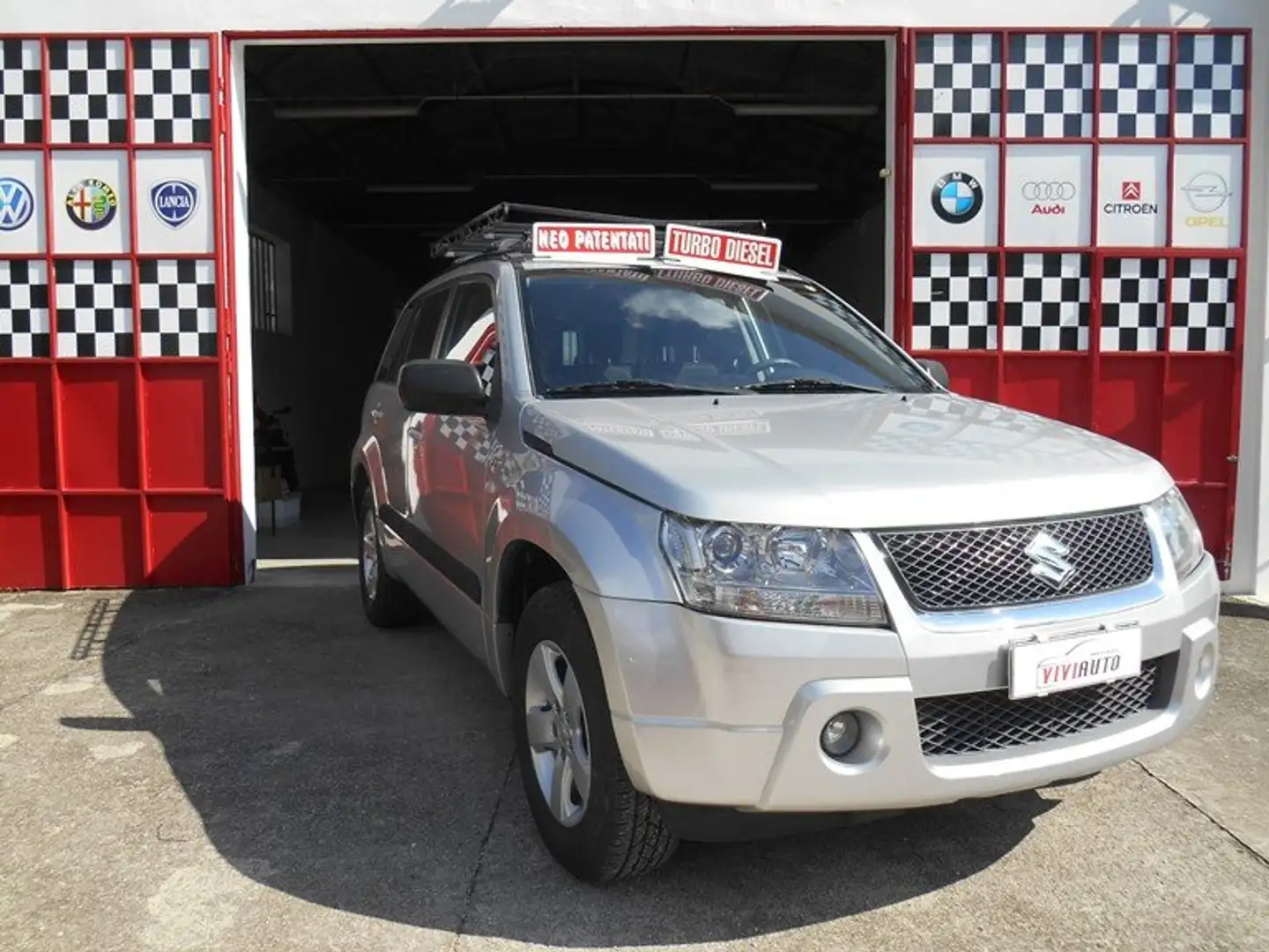 Suzuki Grand Vitara Grand Vitara 5p 1.9 ddis Executive Argento - 1
