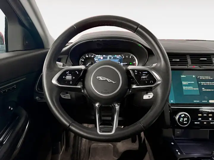 Jaguar E-Pace 2022, foto 10