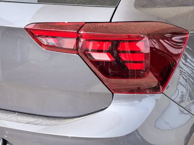 Volkswagen Polo view 17