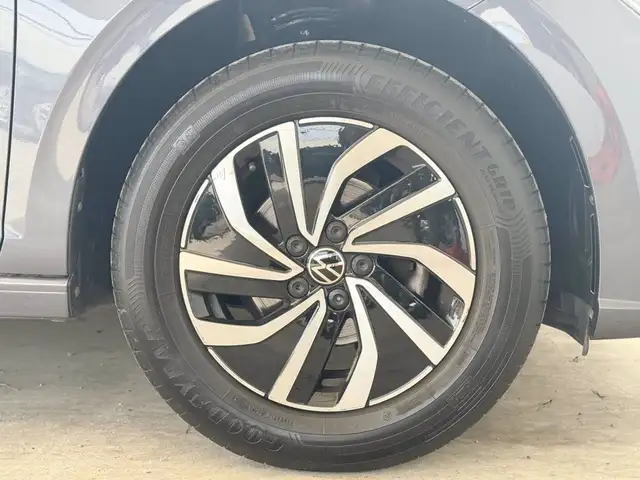 Volkswagen Polo view 15