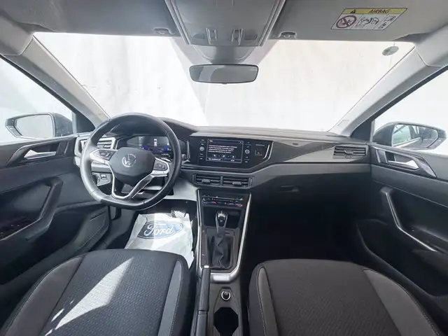 Volkswagen Polo view 11