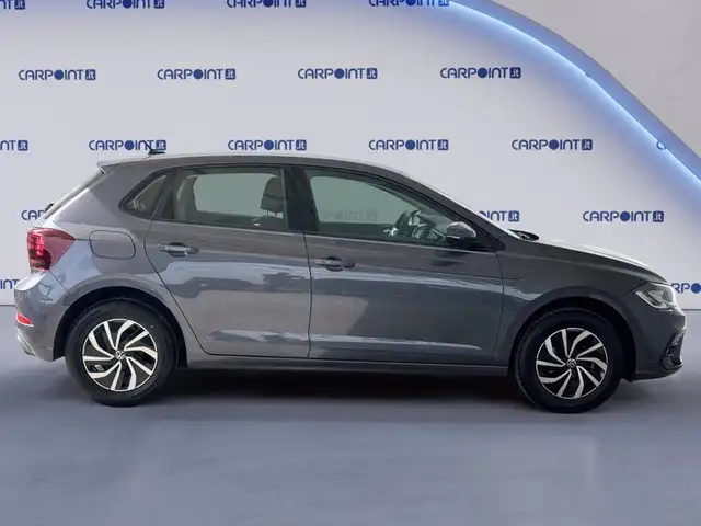 Volkswagen Polo view 6