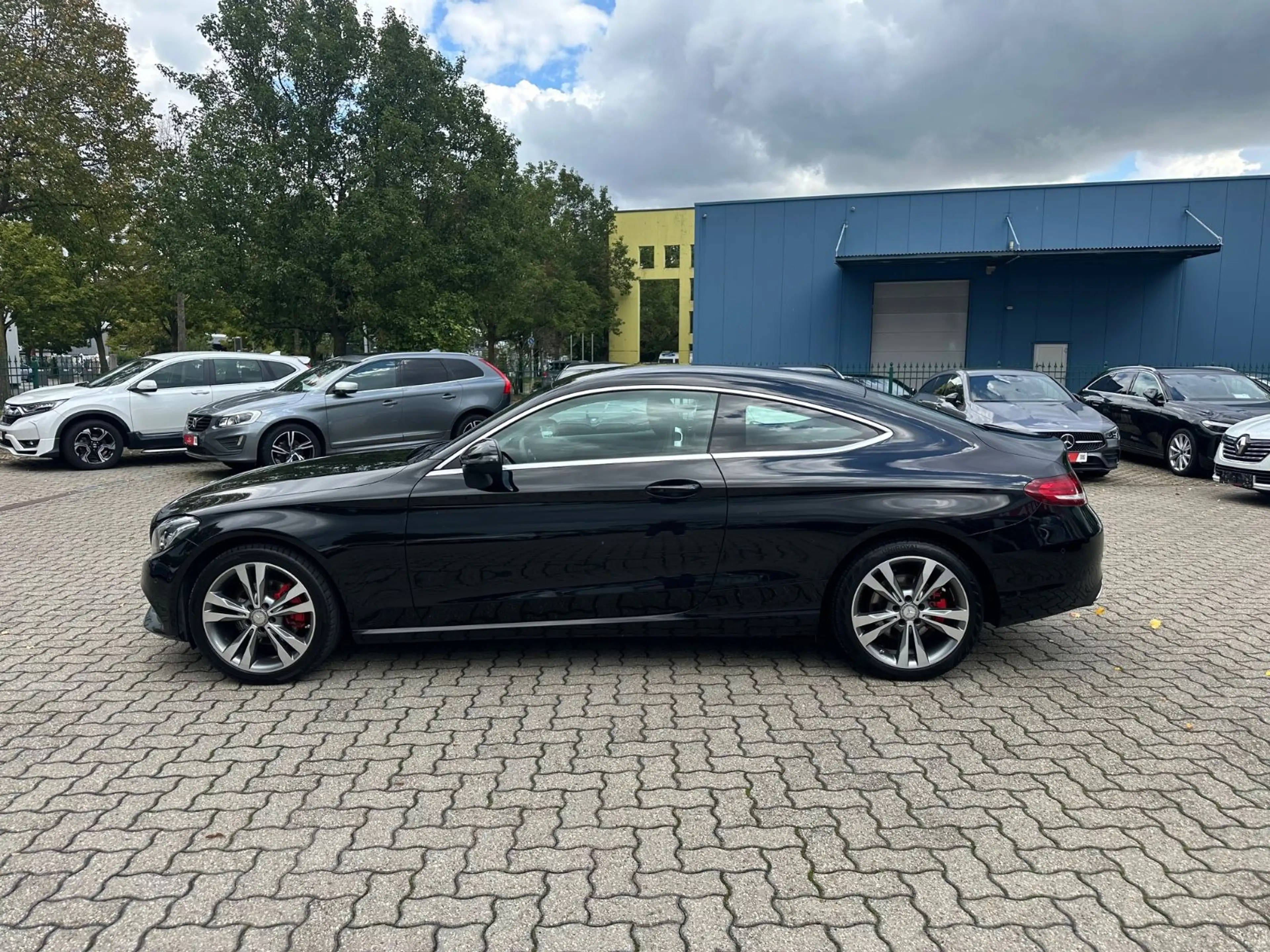 Mercedes-Benz C 200 Coupe Aut. 2.Hd Navi LED Kam SHZ Temp 18" — photo 3