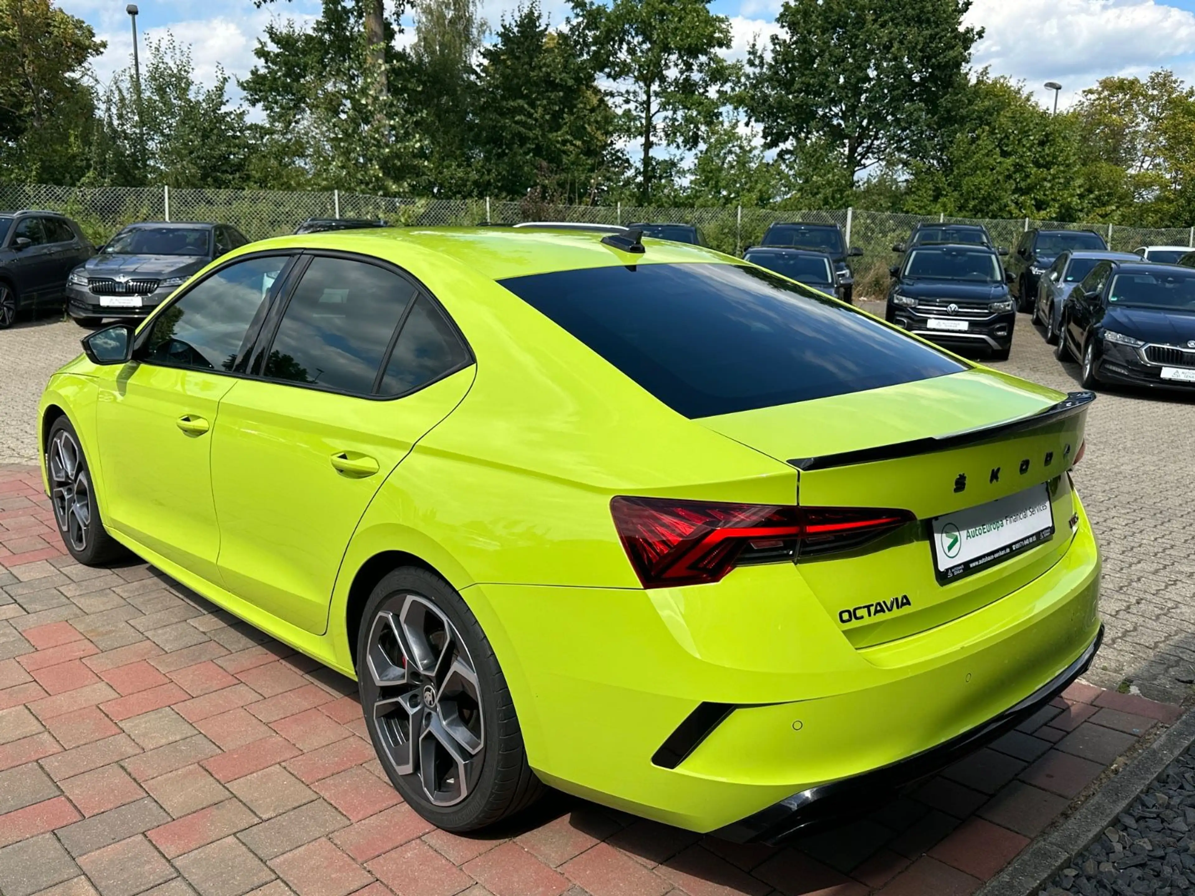 Skoda Octavia 2.0 TSI RS Lim.*STANDH*MATRIX*HUD*AHK* — photo 9