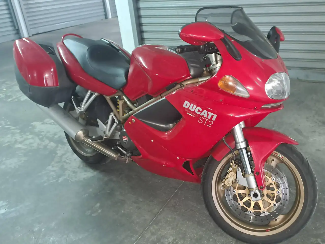Ducati ST 2