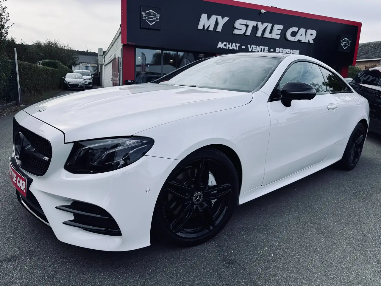 Mercedes-Benz E 200