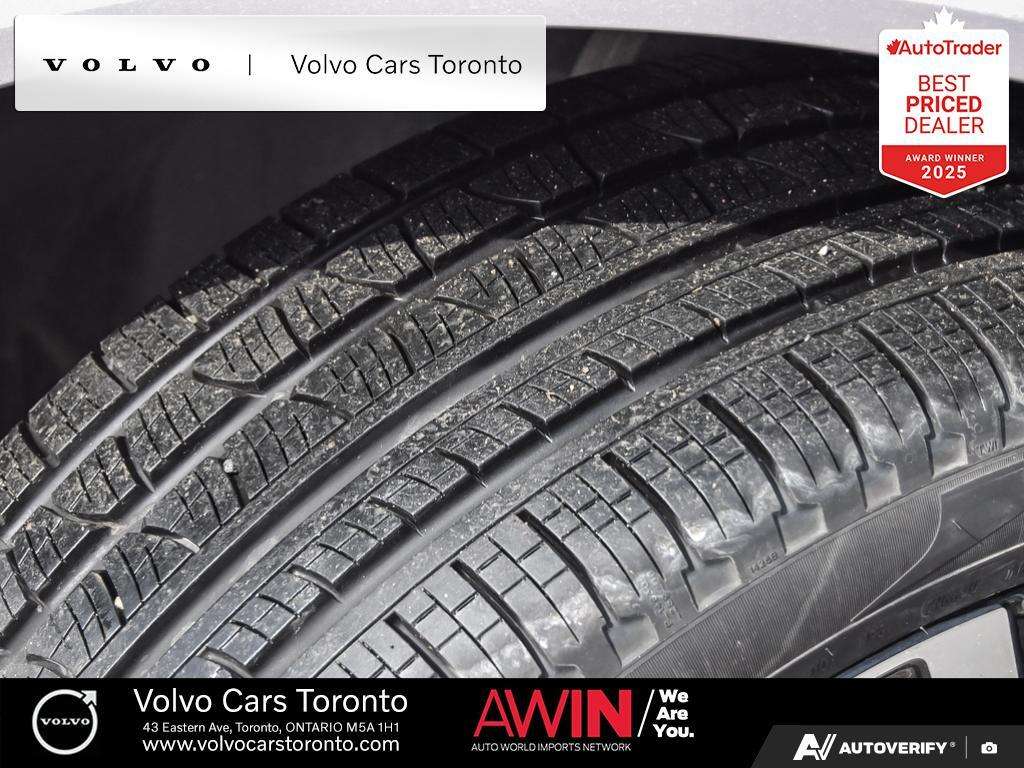 2026 Volvo XC90 B6 AWD Plus Dark Theme 7-Seater thumb 38