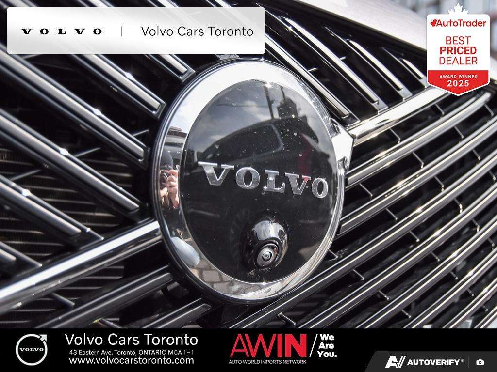 2026 Volvo XC90 B6 AWD Plus Dark Theme 7-Seater thumb 40