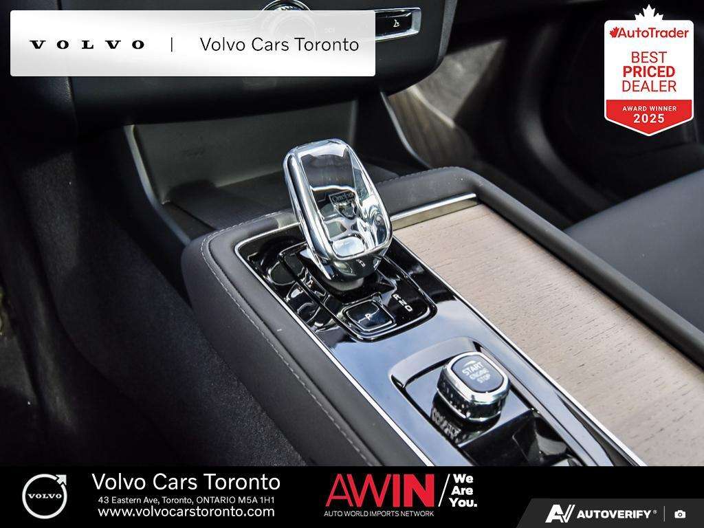 2026 Volvo XC90 B6 AWD Plus Dark Theme 7-Seater thumb 50