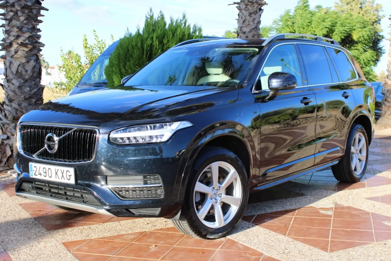 Volvo XC90 B5 Momentum 7pl. AWD Aut. Azul - 1