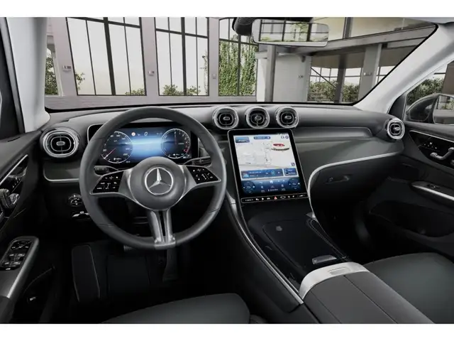 Mercedes-Benz GLC view 7