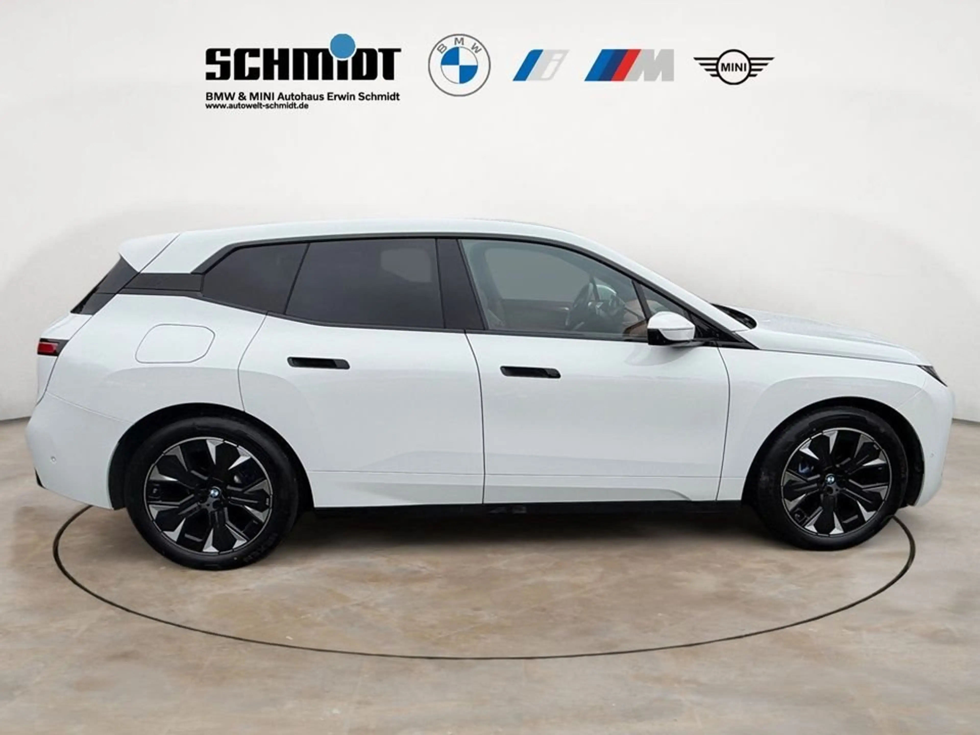 BMW iX xDrive45 M Sport + GARANTIE-bis-10.2030 — photo 8
