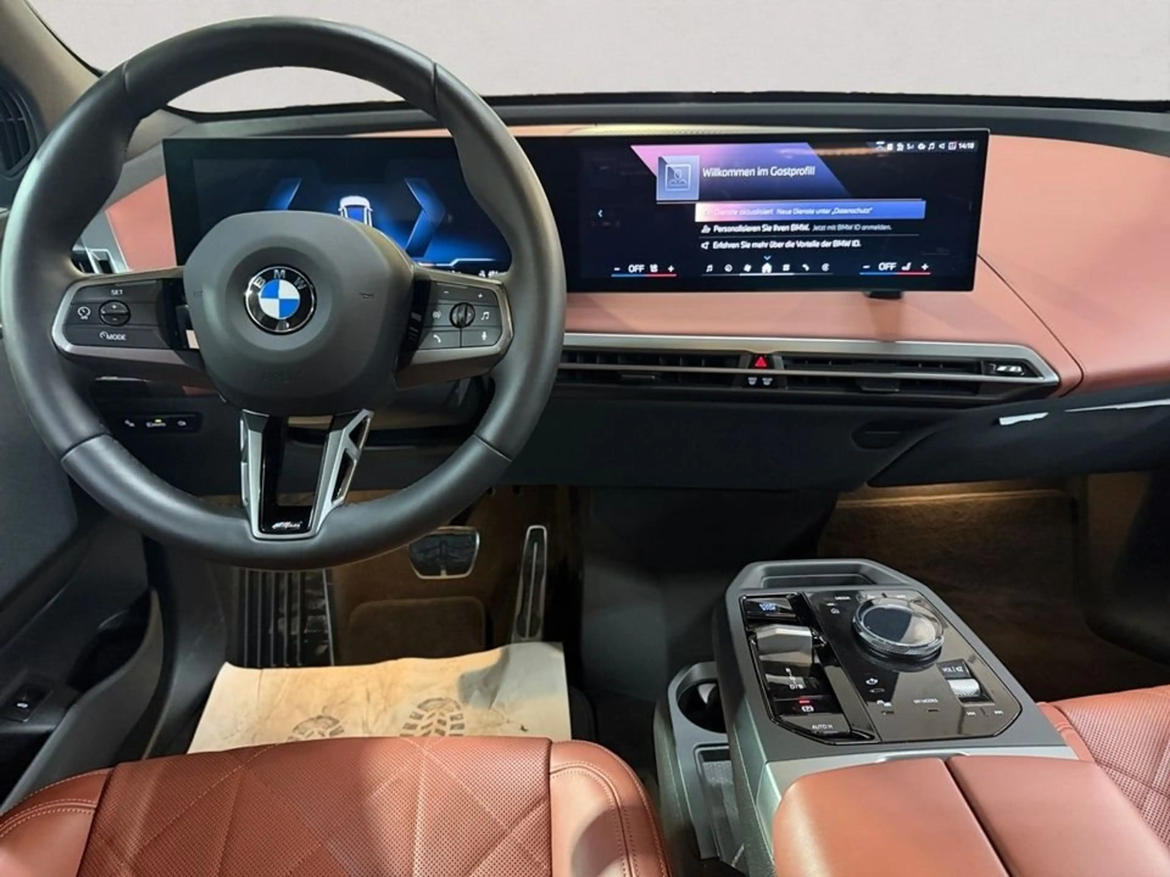 BMW iX xDrive45 M Sport + GARANTIE-bis-10.2030 — photo 12