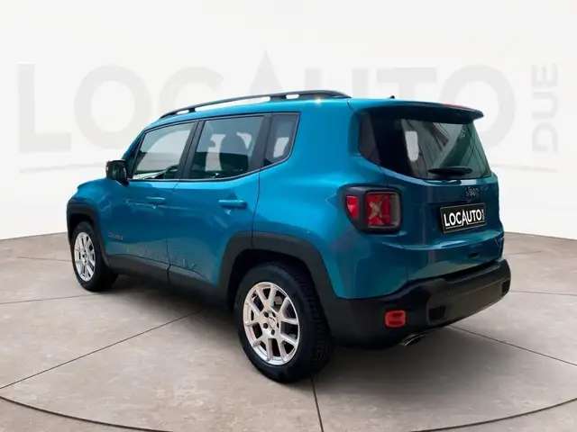 Jeep Renegade view 5