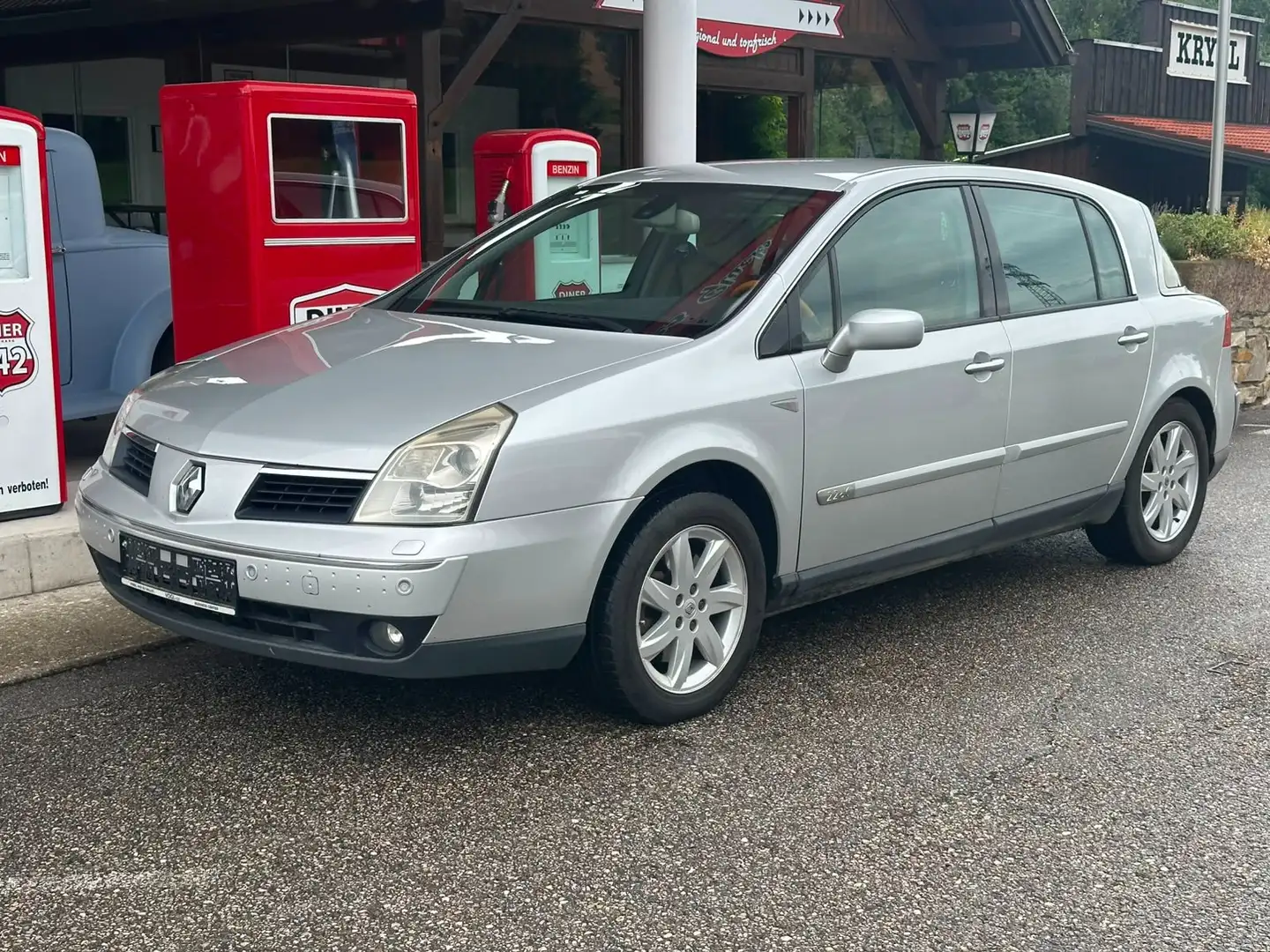 Renault Vel Satis Vel Satis 2,2 dCi Aut. Silber - 1
