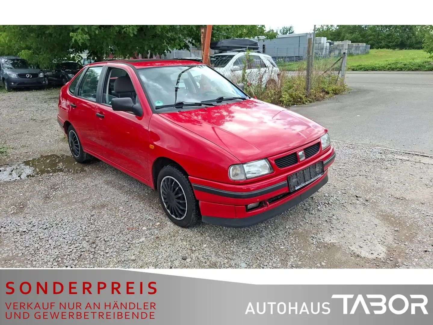 SEAT Cordoba 1.4 16V Reference GLX HU 04/2026 el. FH Roşu - 2