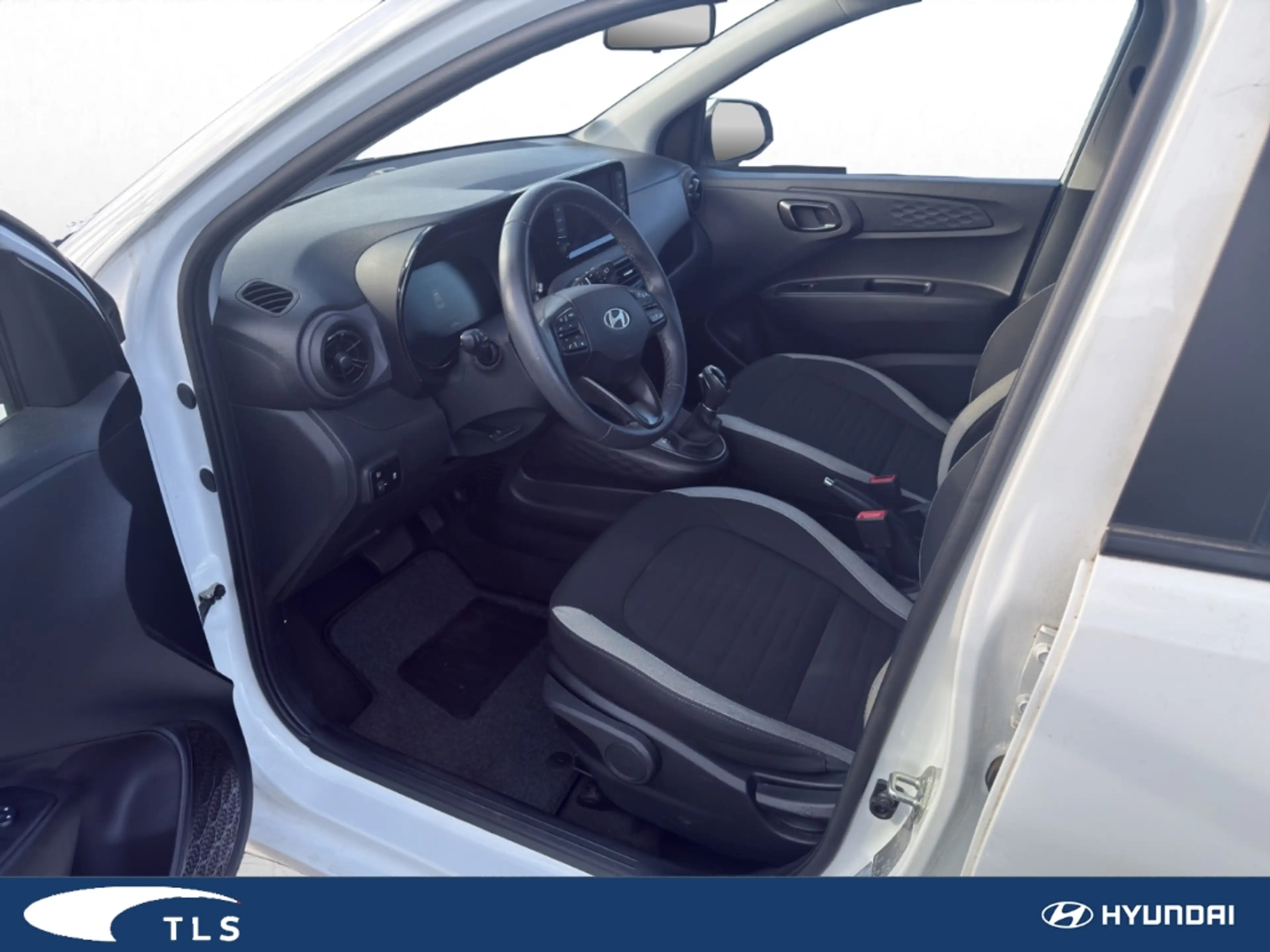 Hyundai i10 Trend Navi Apple CarPlay Android Auto Klimaautom M — photo 9