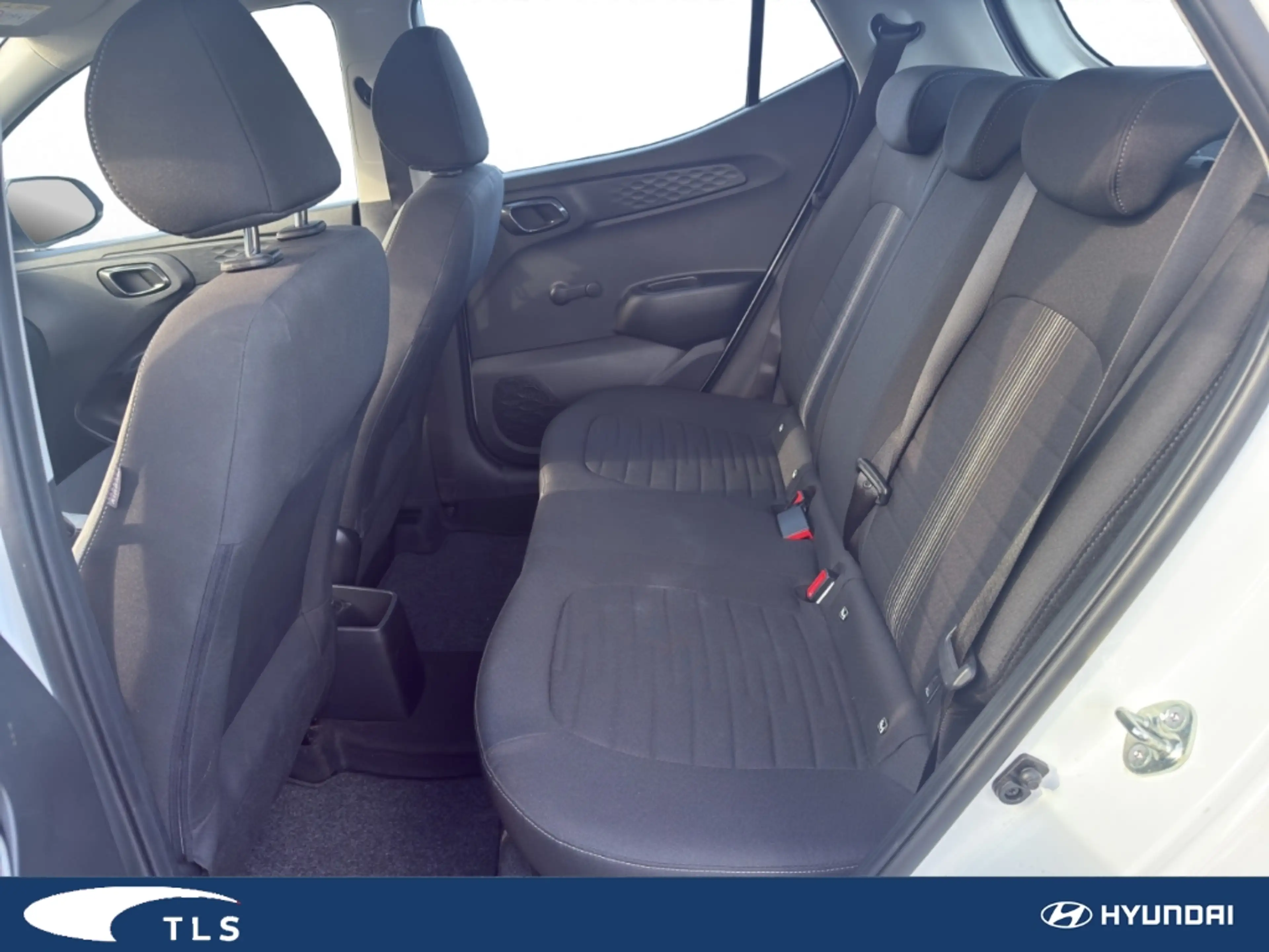 Hyundai i10 Trend Navi Apple CarPlay Android Auto Klimaautom M — photo 15