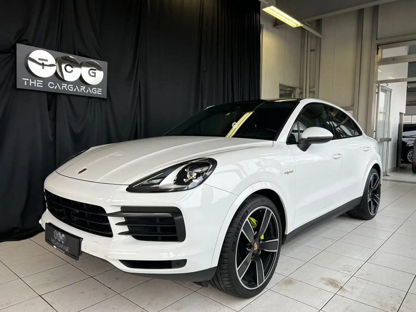 Porsche Cayenne Verkauft! Weiß - 1