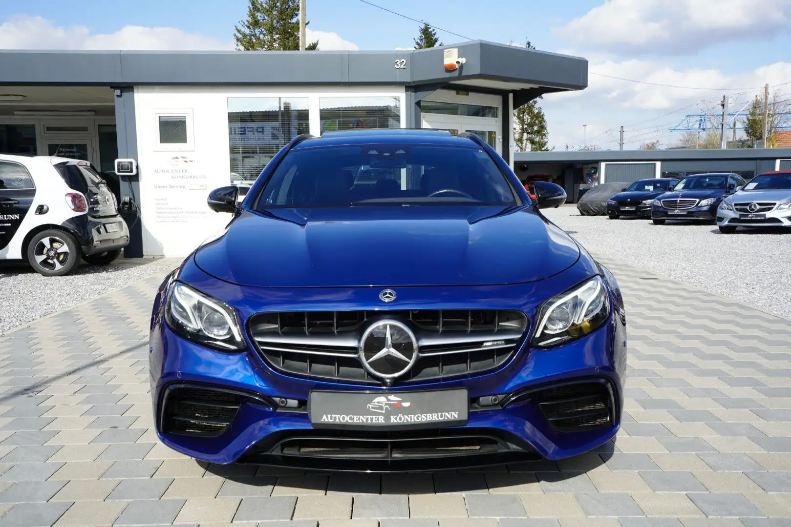 Mercedes-Benz E 63 AMG E63AMG*4Matic*Burmester*Schiebedach*Klappe*360° Blau - 2