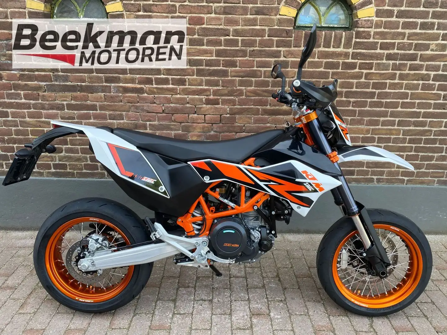 KTM 690 SMC R Naranja - 1