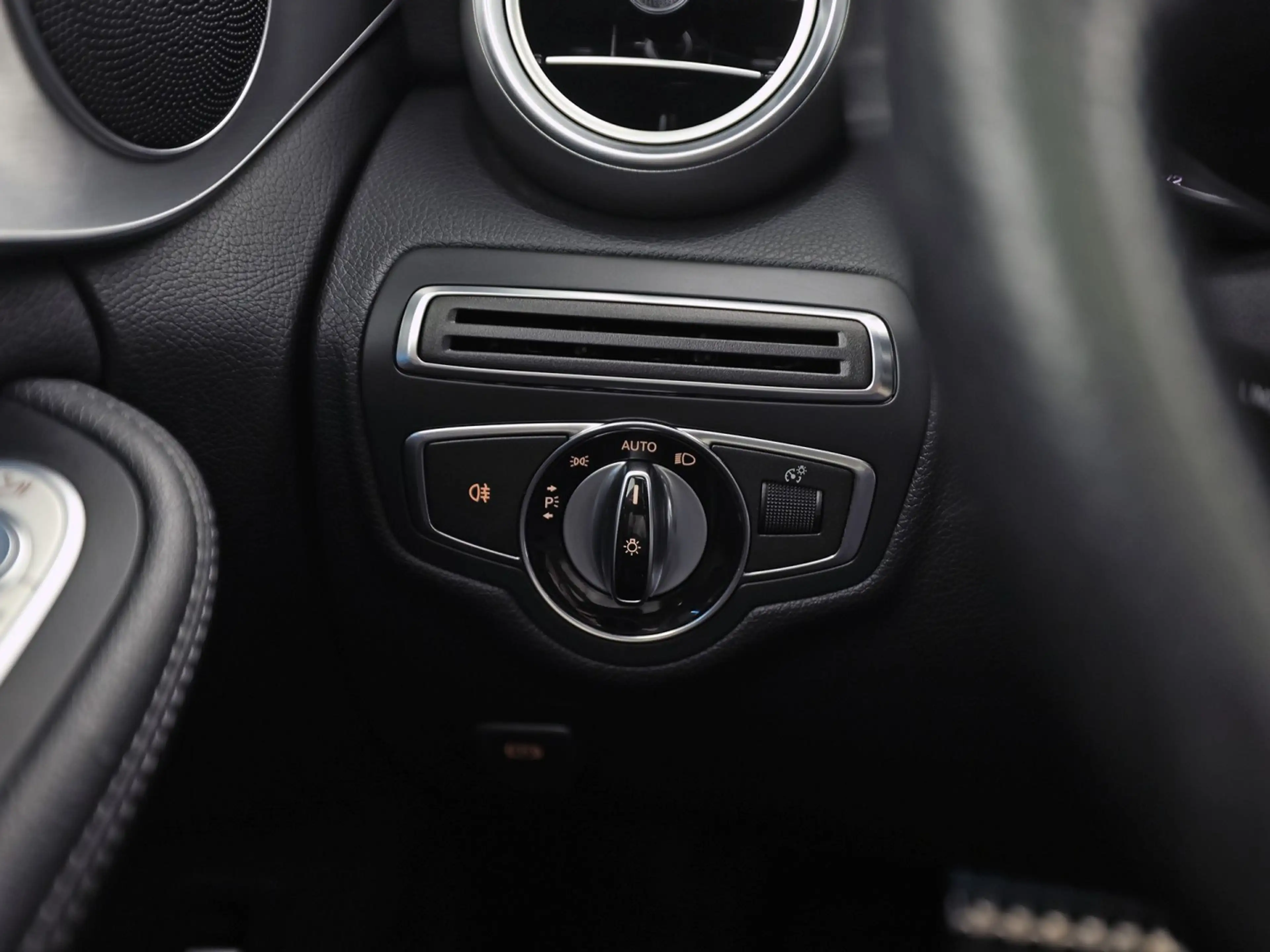 Mercedes-Benz C 250 AMG Sport 211Pk Automaat (NAVIGATIE, RODE REMKLAUW — photo 23