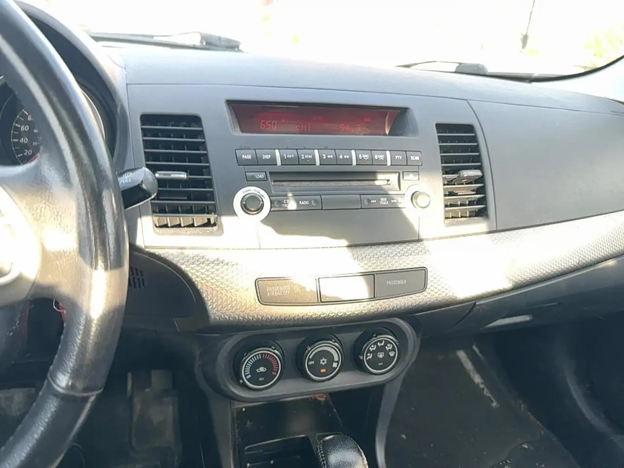 Mitsubishi Lancer снимка Mitsubishi Lancer